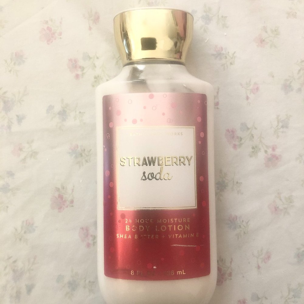 Bath and Body Works Strawberry Soda Body Lotion